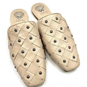 NWOT VINCE CAMUTO GENUINE LEATHER STUDDED WOVEN MULE
